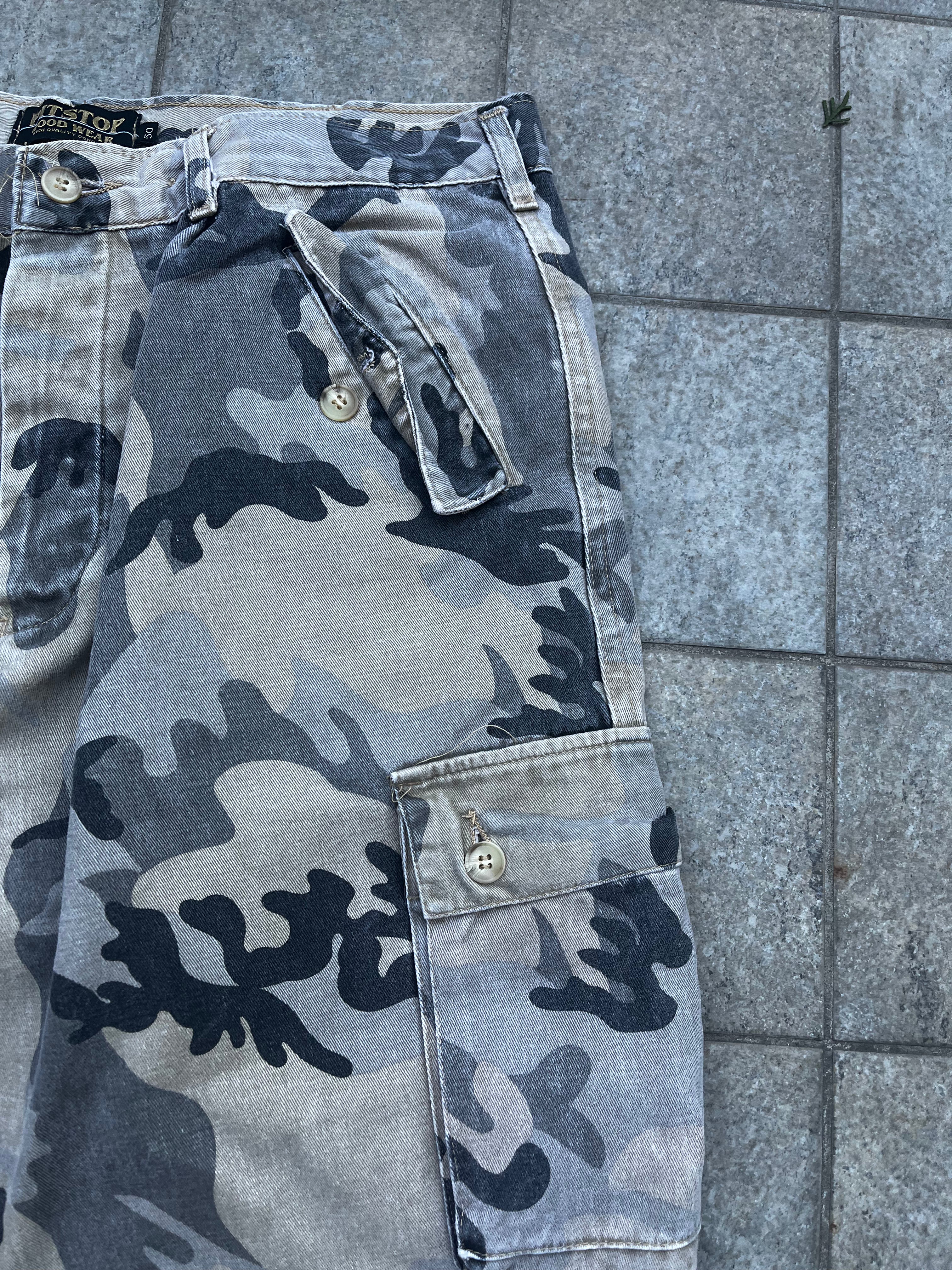 Super Flared camo Cargo Jeans