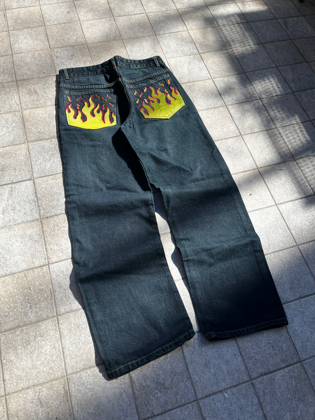 Baggy Flame embroidered Jeans