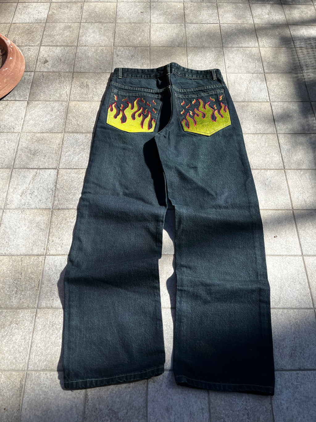 Baggy Flame embroidered Jeans