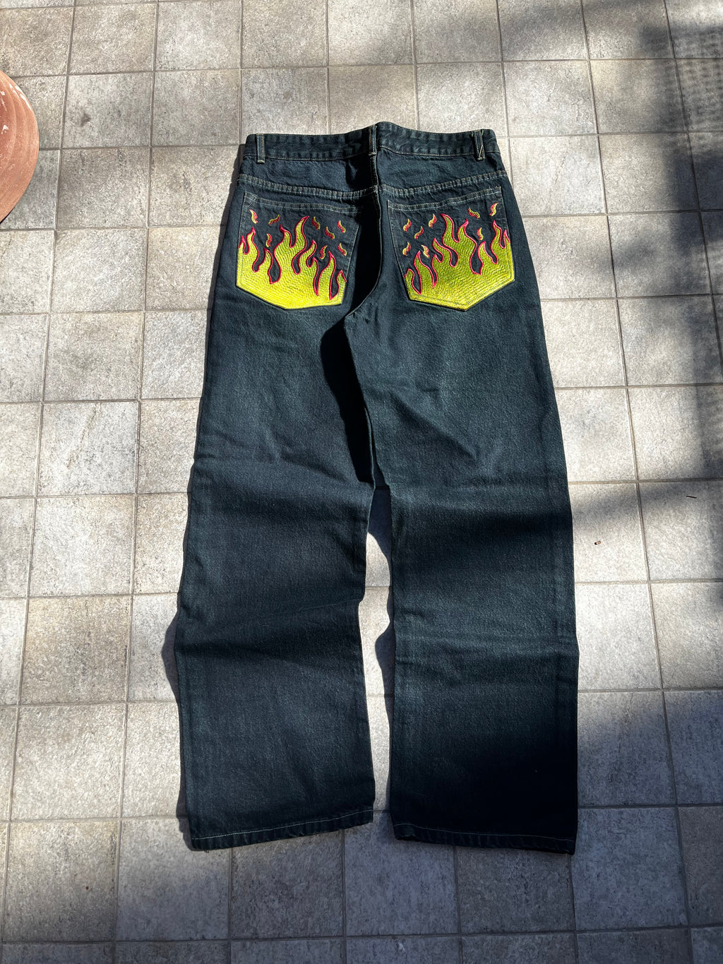Baggy Flame embroidered Jeans