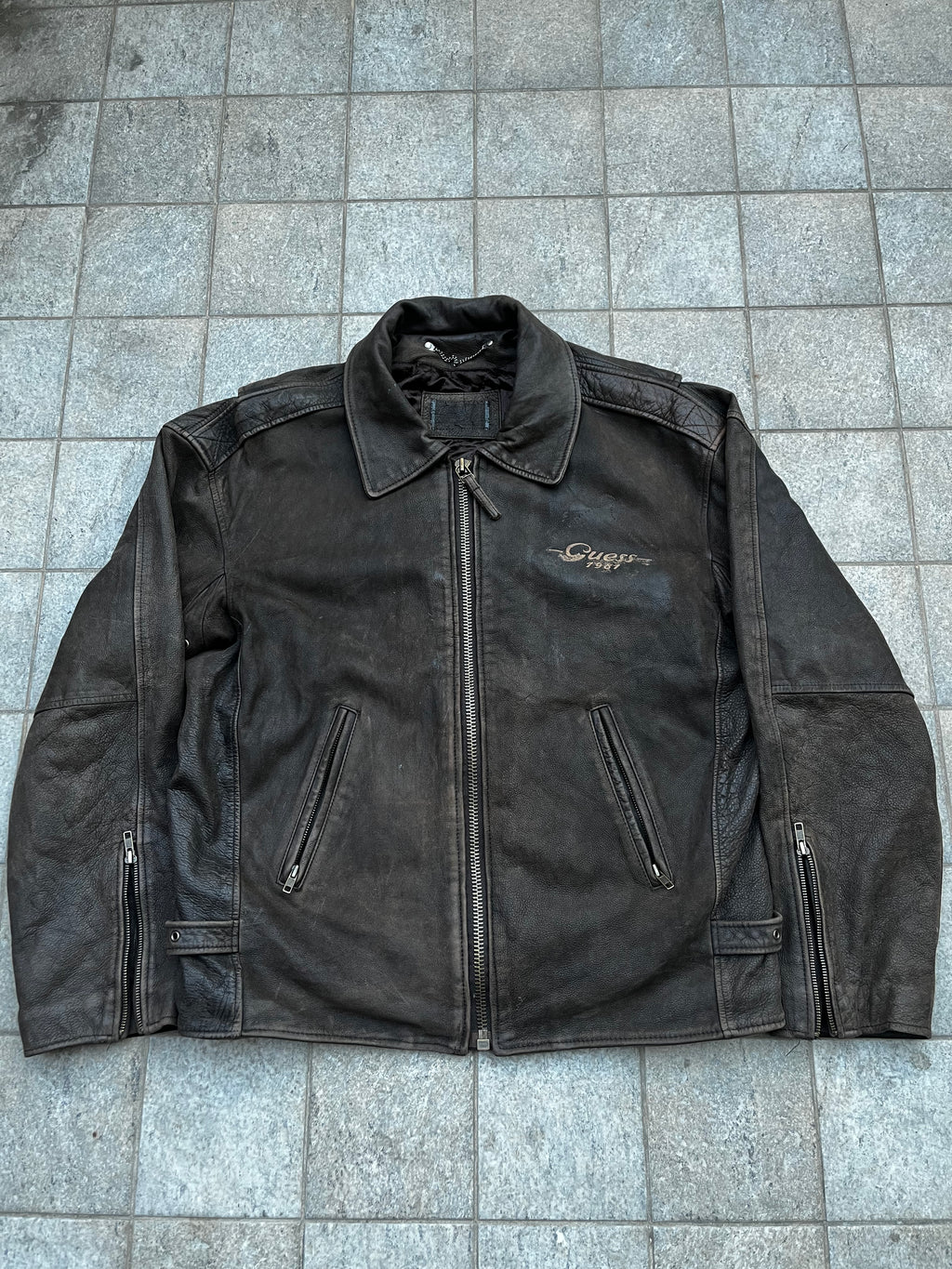 Vintagee Guess 1981 Embroidered Leather bomber Jacket