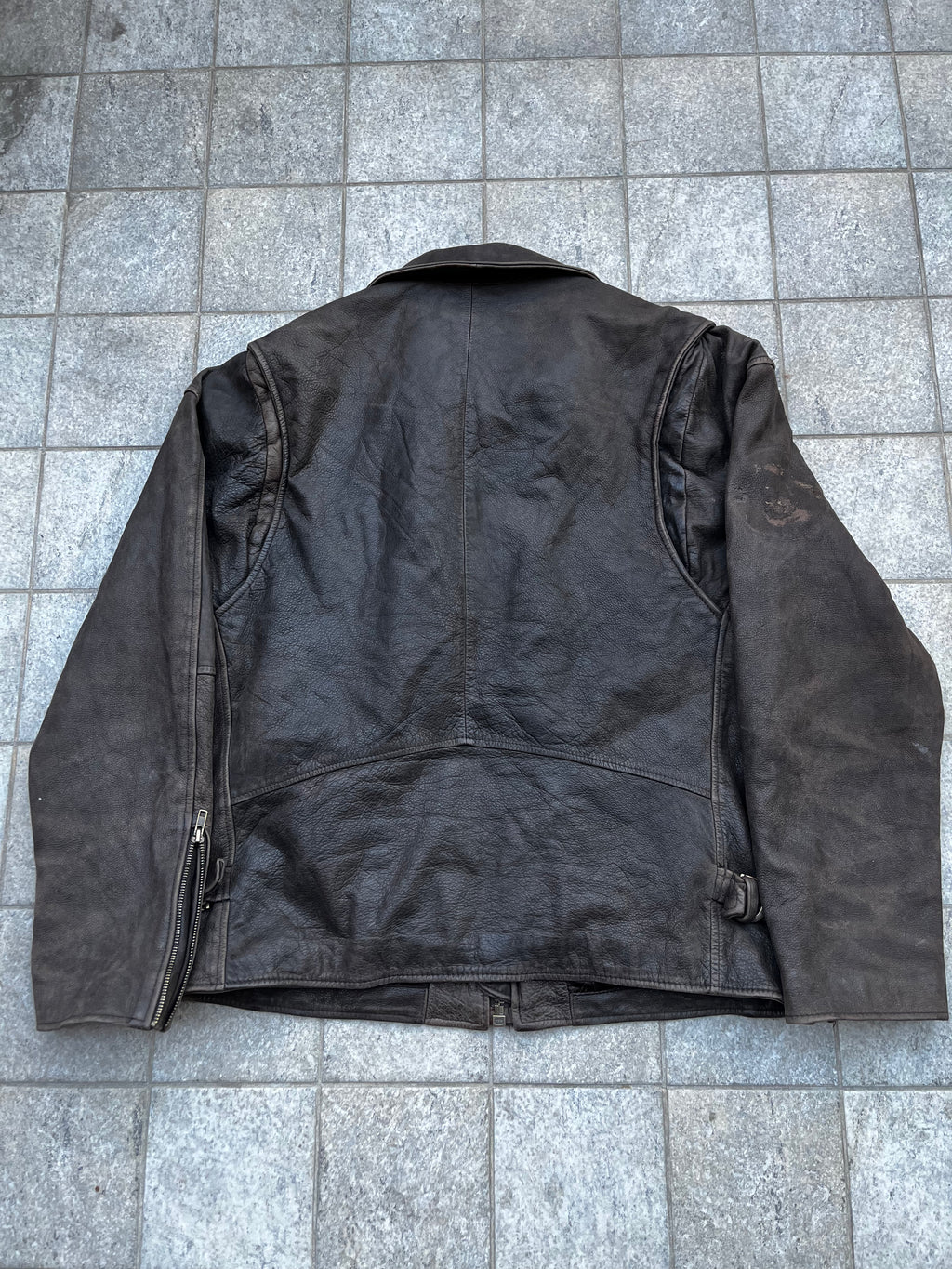 Vintagee Guess 1981 Embroidered Leather bomber Jacket