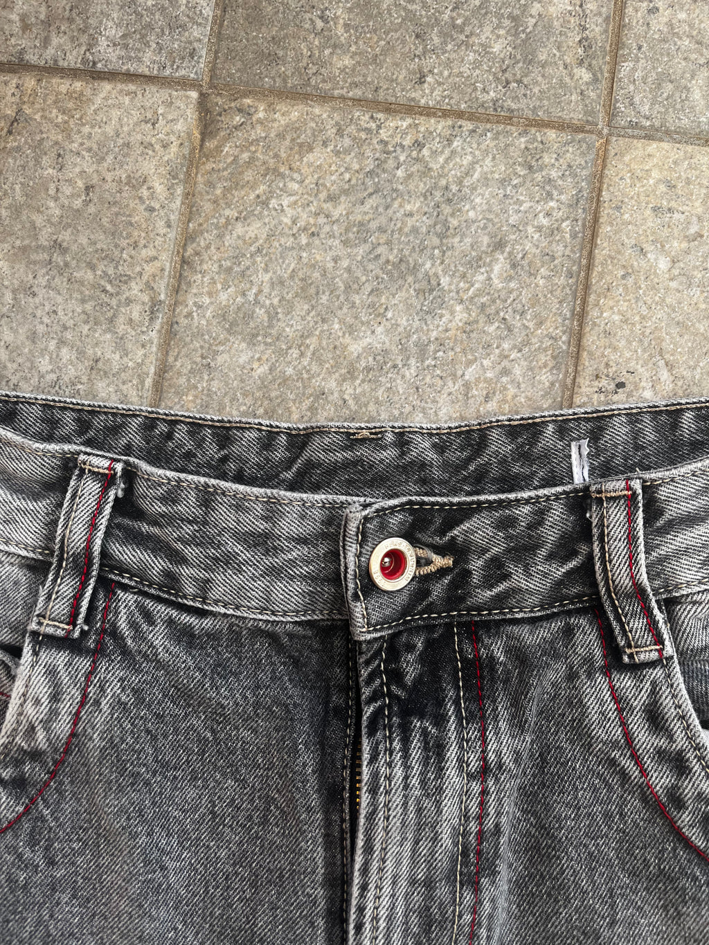 Vintage Y2K Embroidered Baggy Jeans