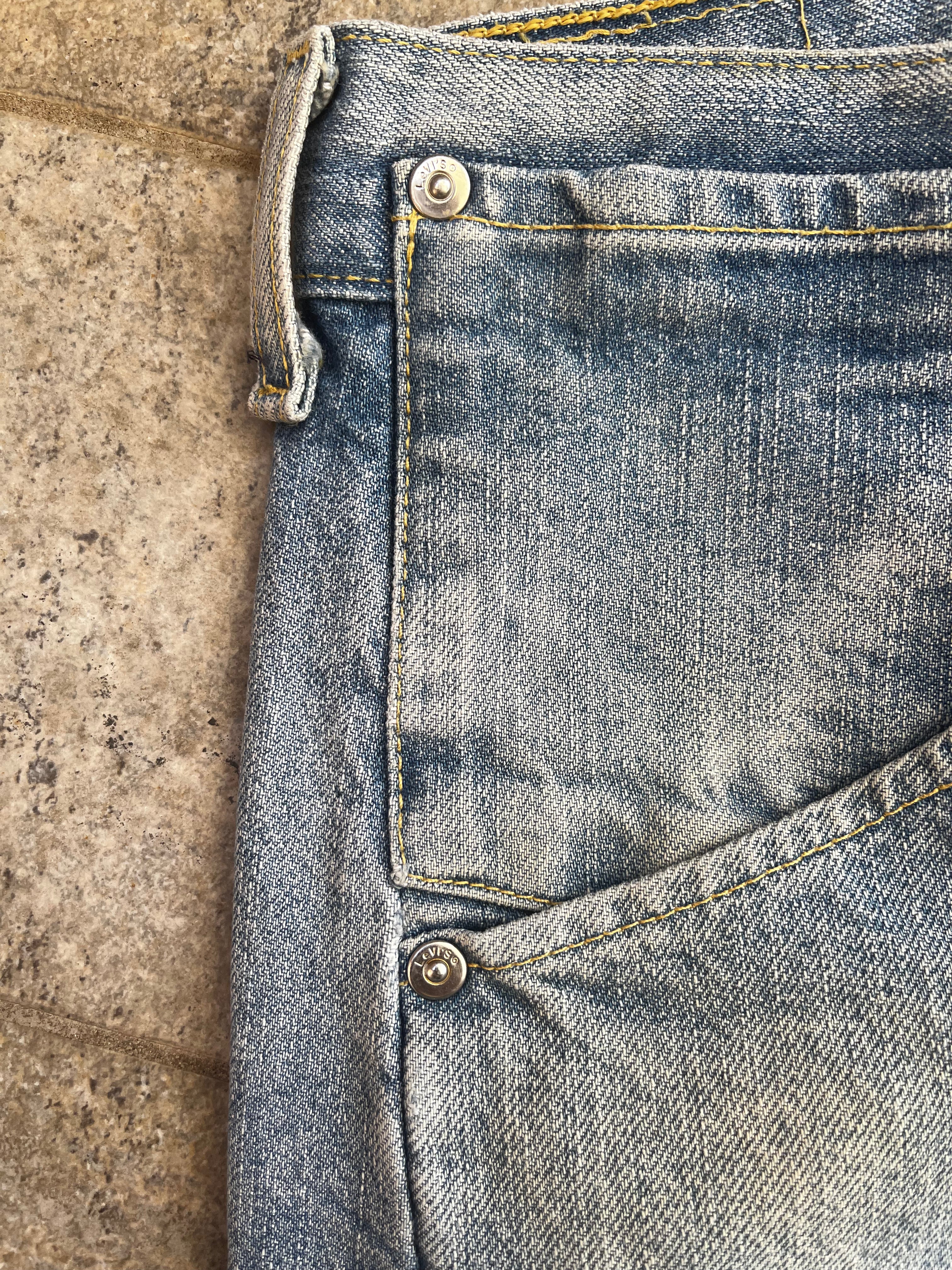 Levi's Engineered buckle back Jorts