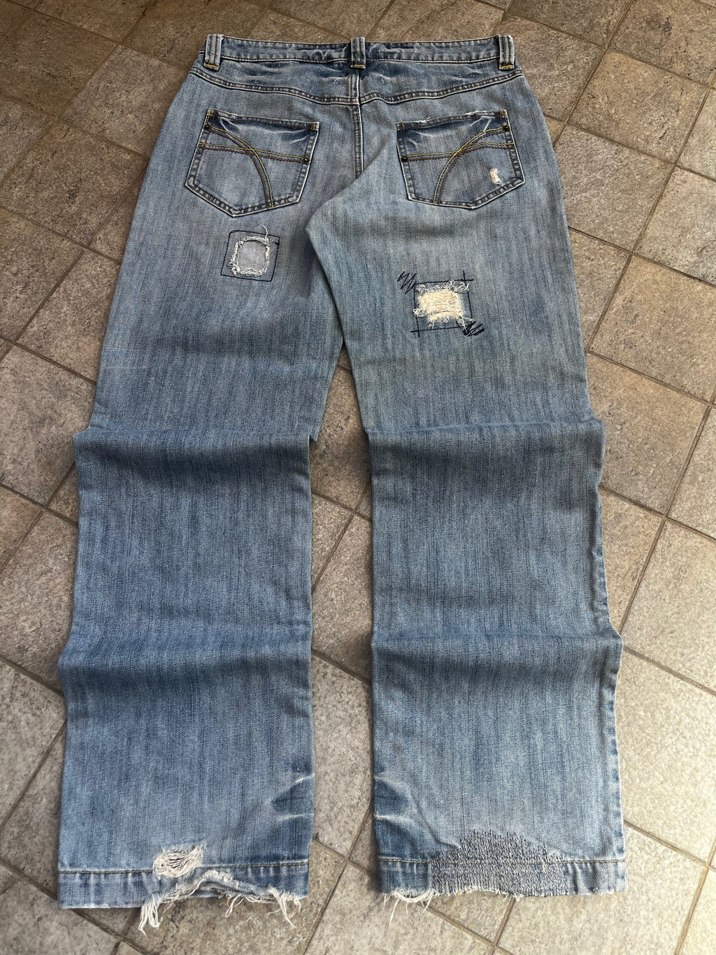 Vintage Baggy embroidered detailed Jeans by JC