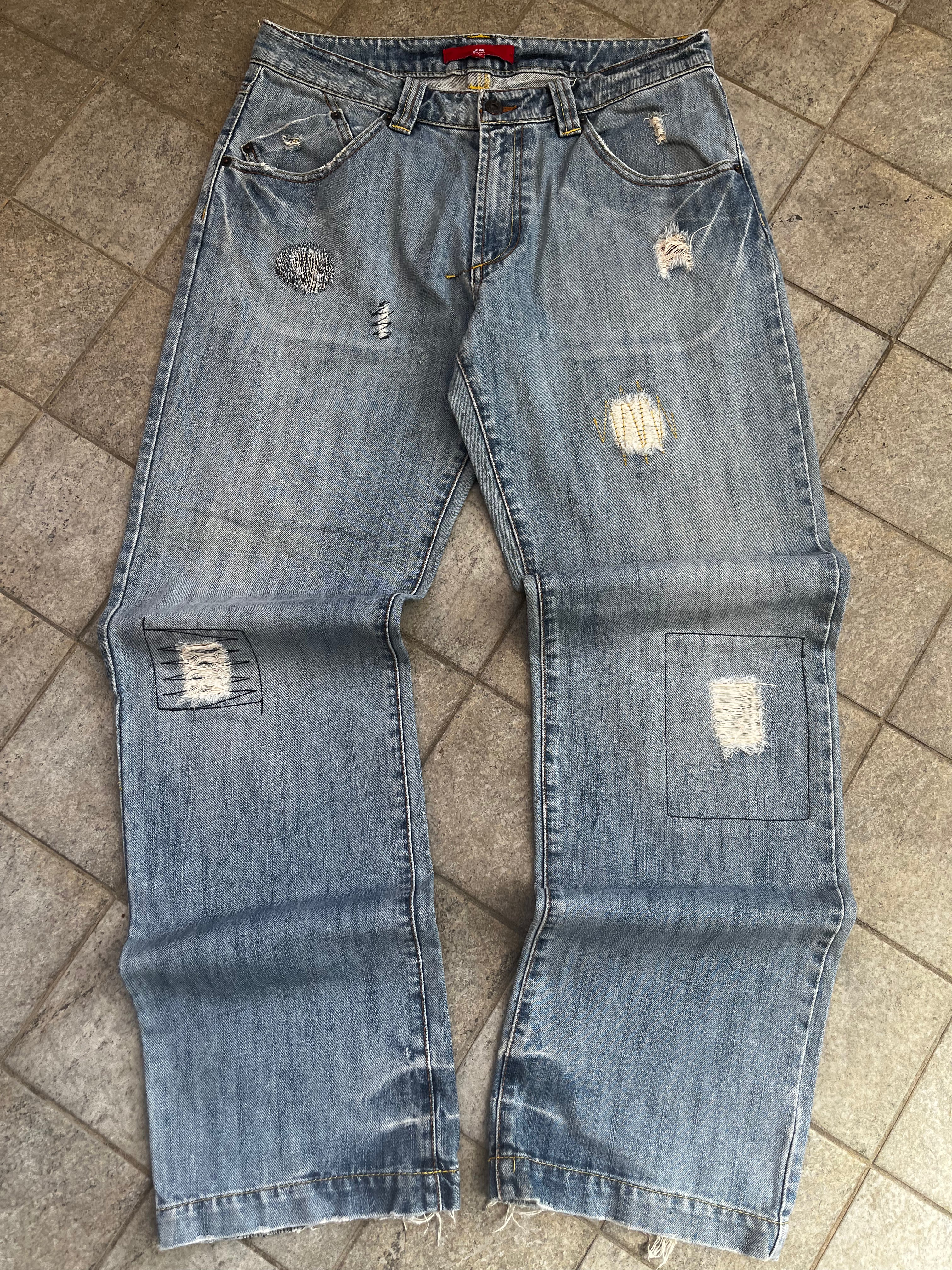 Vintage Baggy embroidered detailed Jeans by JC