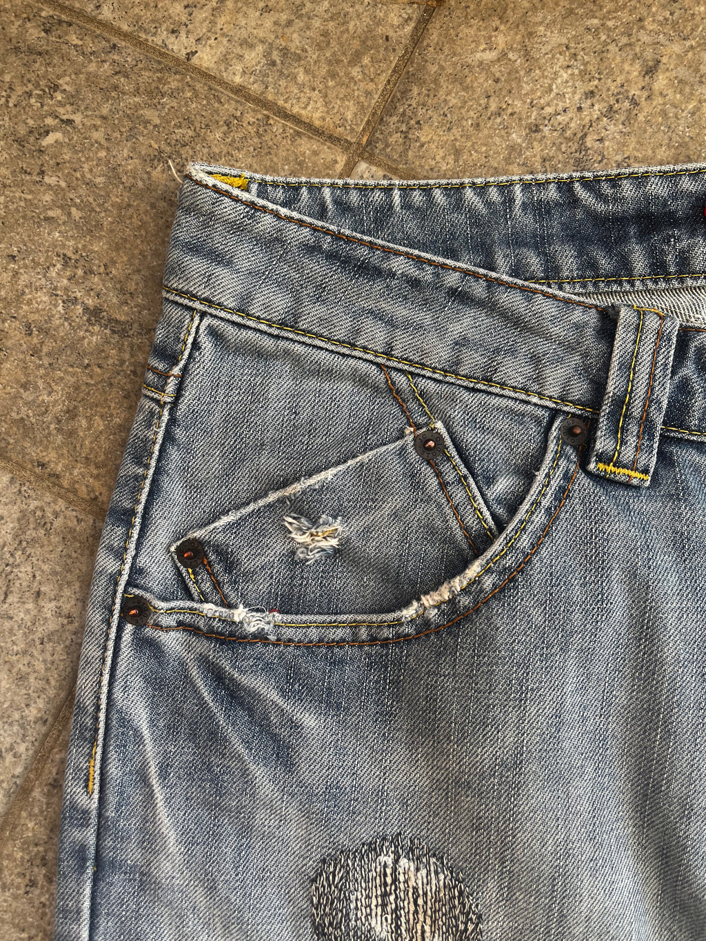 Vintage Baggy embroidered detailed Jeans by JC