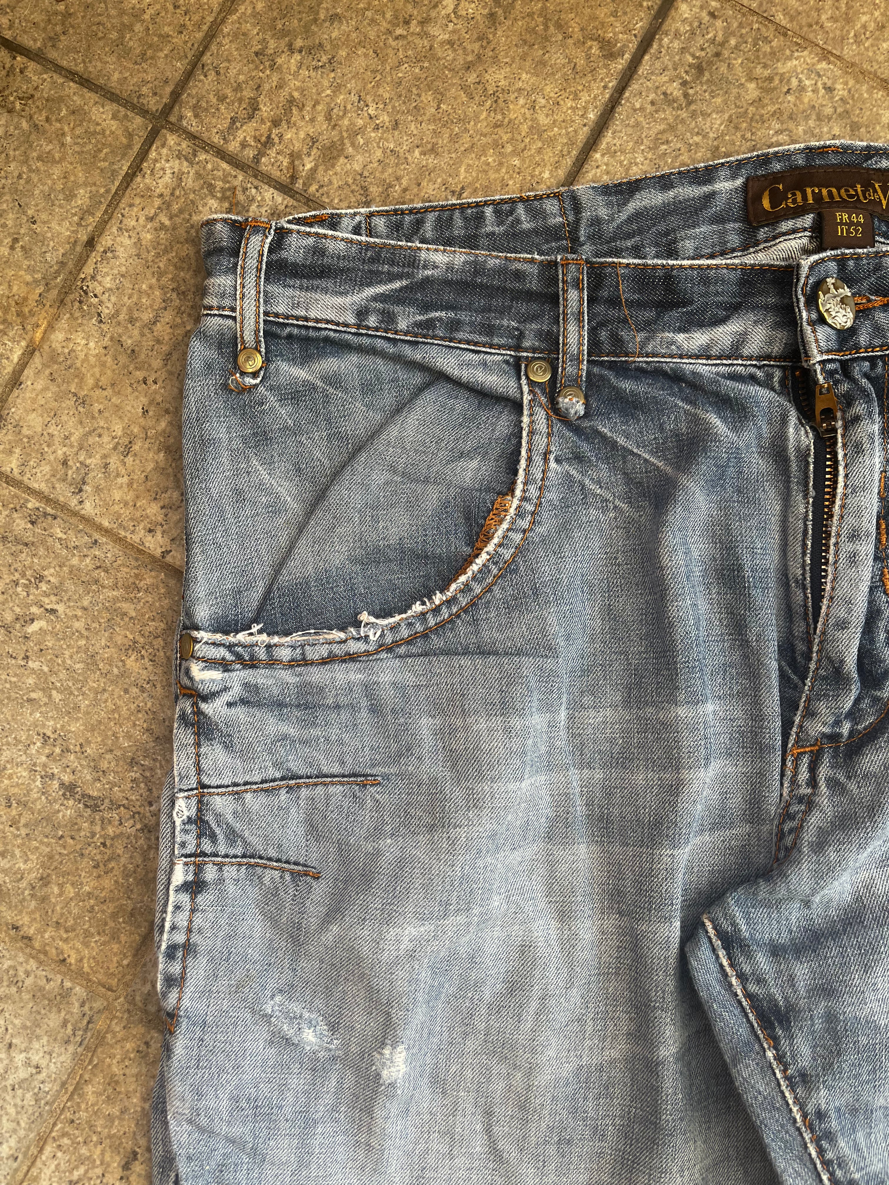 Baggy embroidered Jeans
