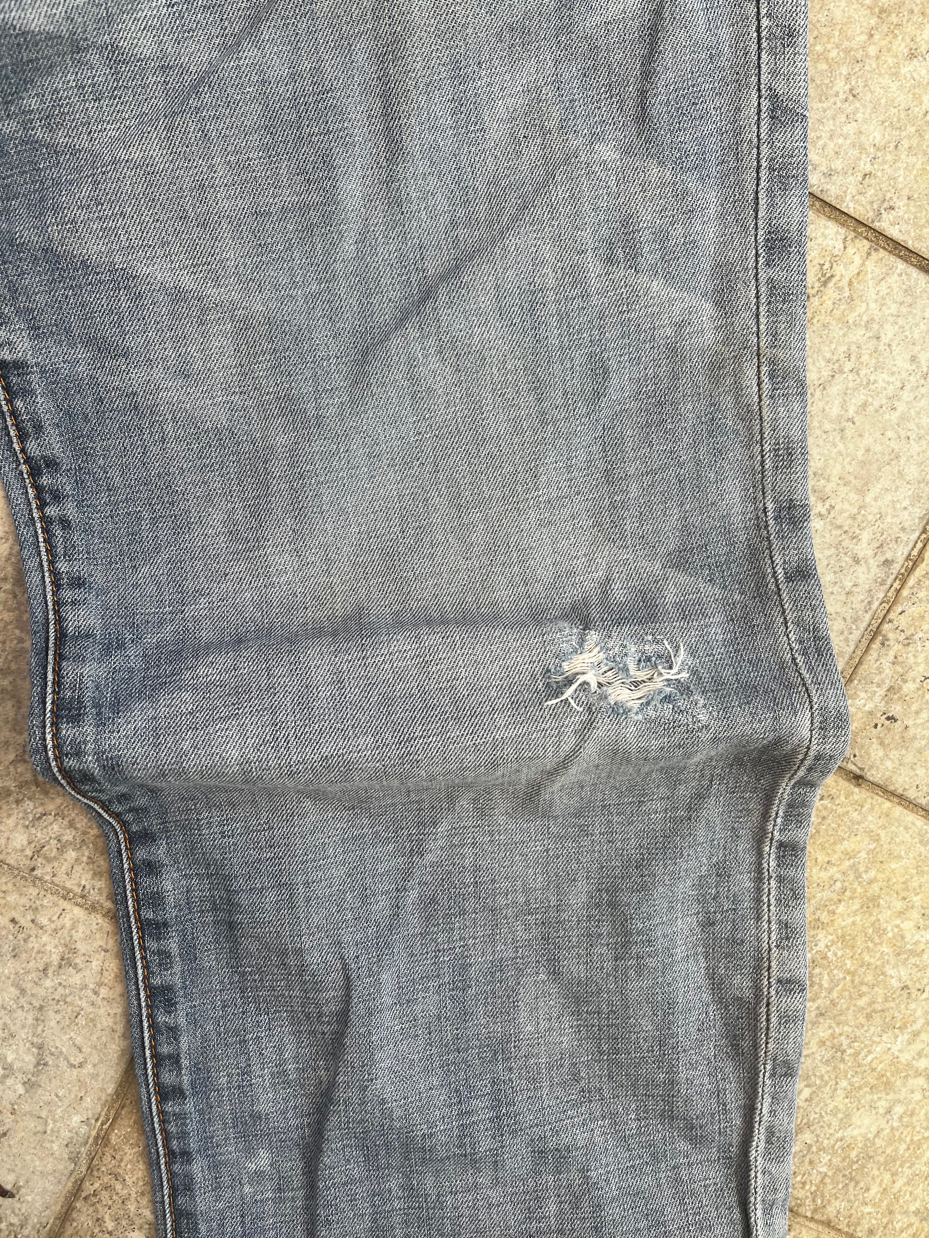Baggy embroidered Jeans