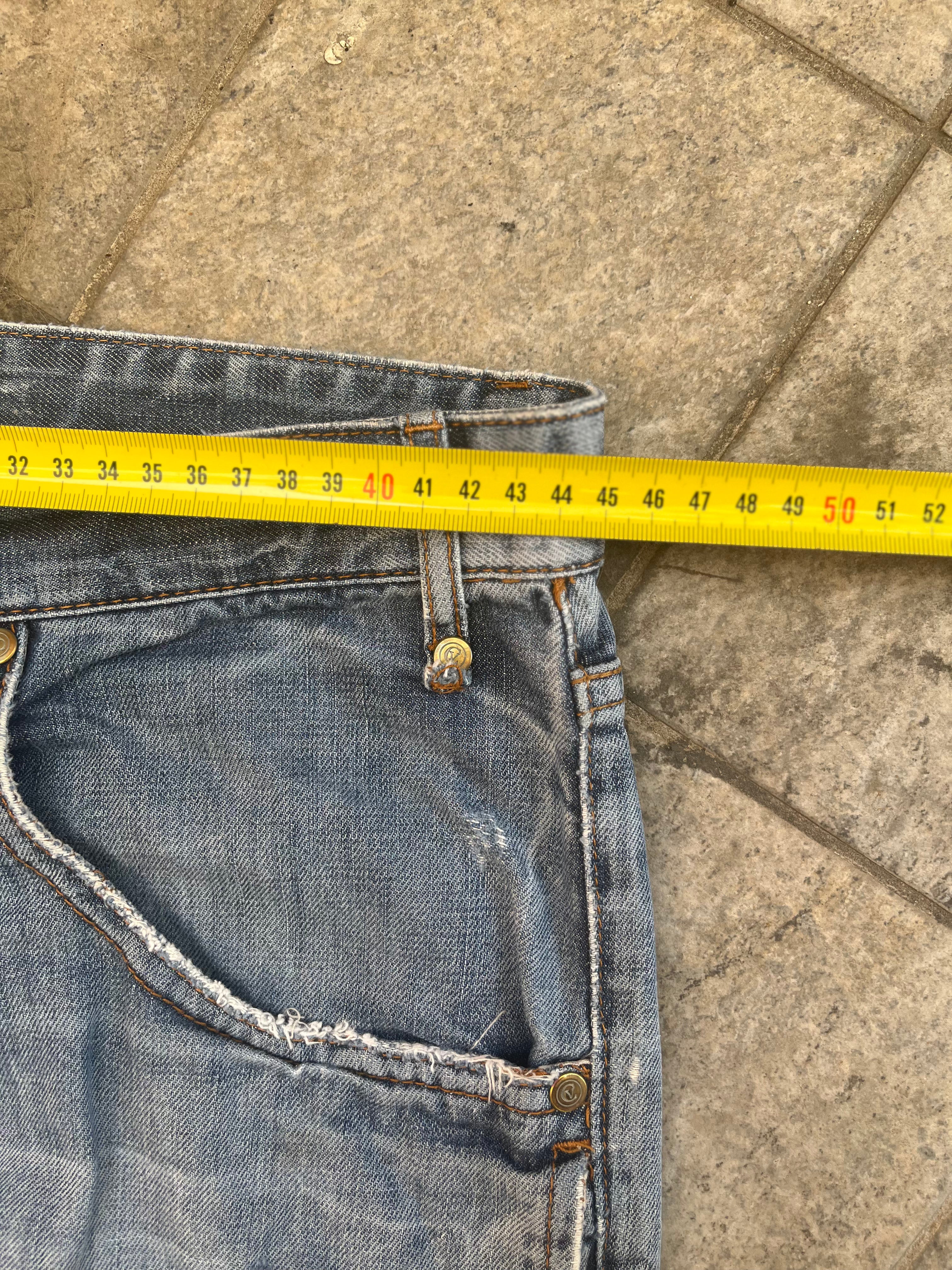 Baggy embroidered Jeans
