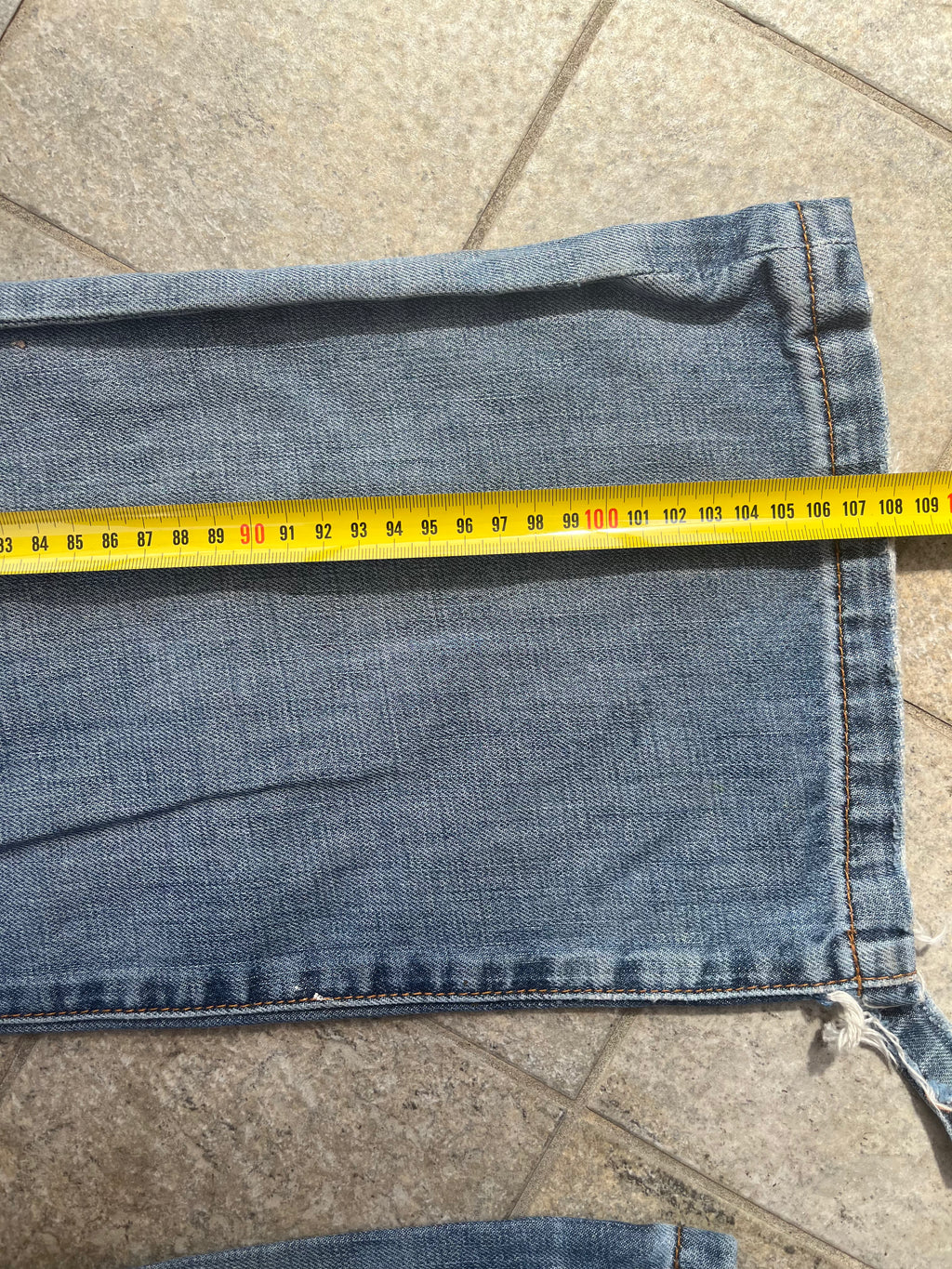 Baggy embroidered Jeans