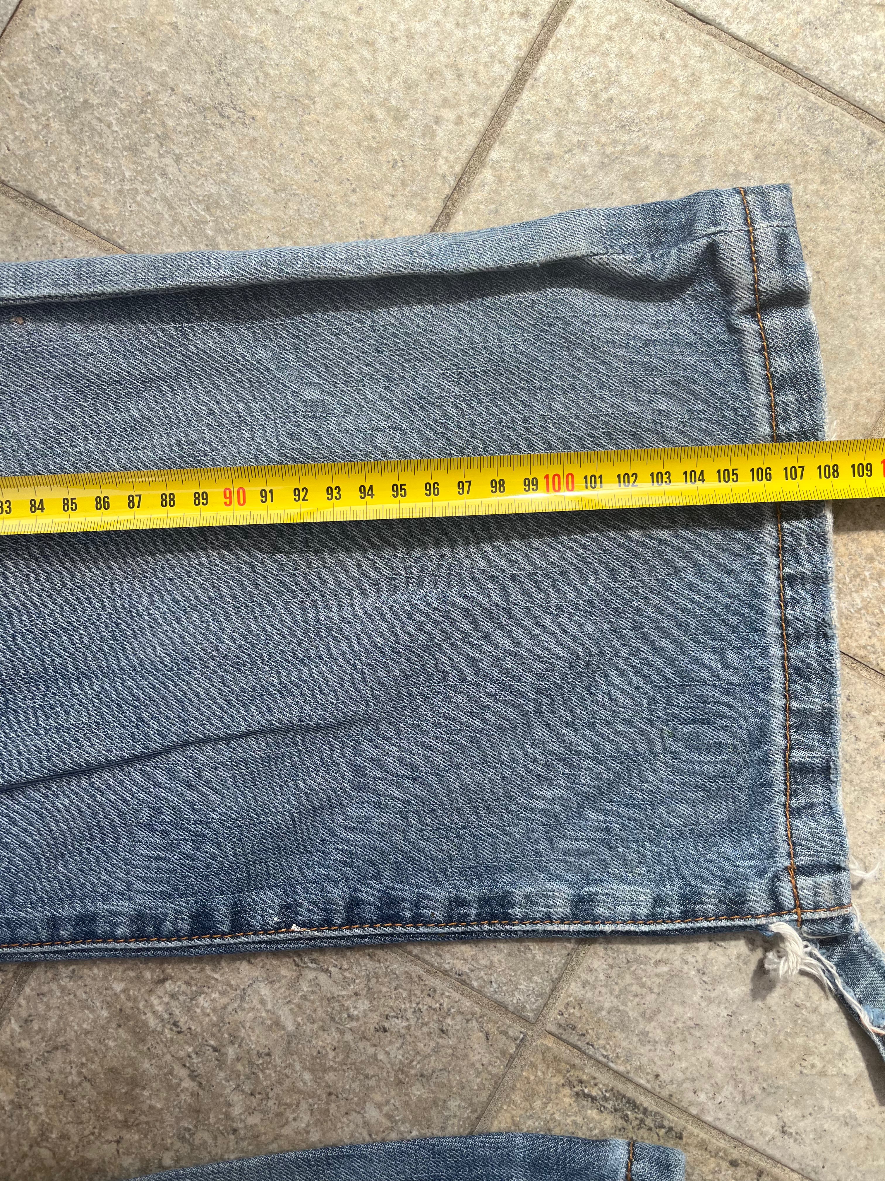 Baggy embroidered Jeans